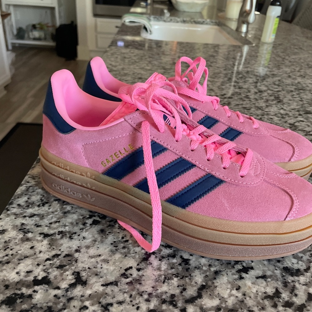 Adidas Bold